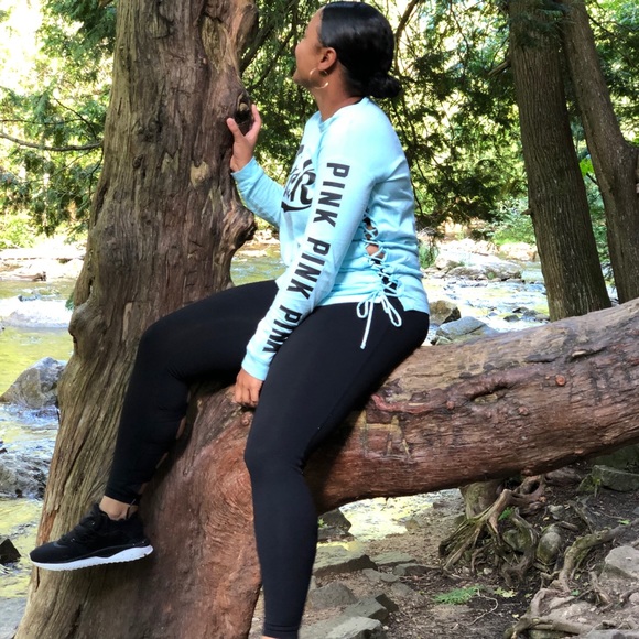 Meet your Posher, Teesha - Picture 1 of 1